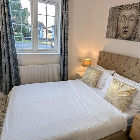 Annexe Studio Own Entrance And Parking Ruislip Eksteriør billede